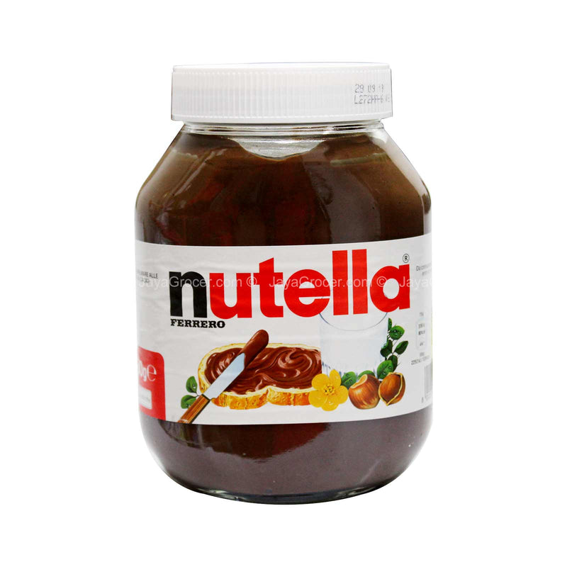 Ferrero Nutella Hazelnut Spread with Cocoa 900g